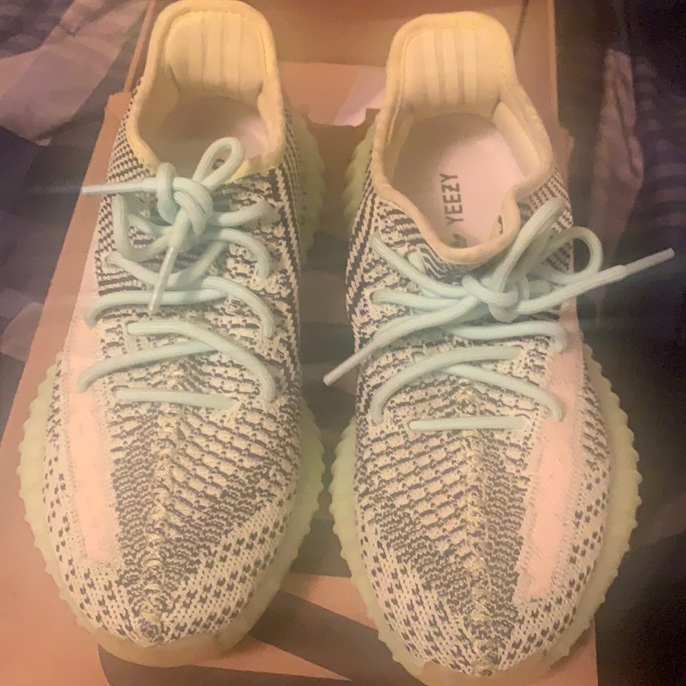Unisex yeezy’s